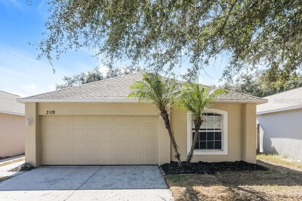 3119 WHISPERING TRAILS STREET WINTER HAVEN, FL 33884