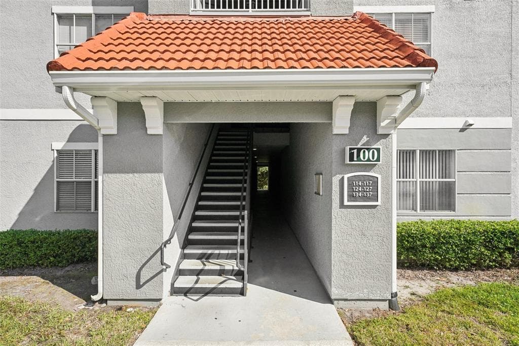18001 RICHMOND PLACE DRIVE UNIT 117 TAMPA, FL 33647