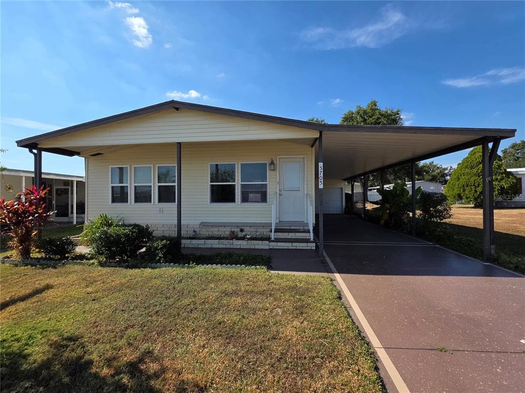 5705 MANDAN STREET ZEPHYRHILLS, FL 33542