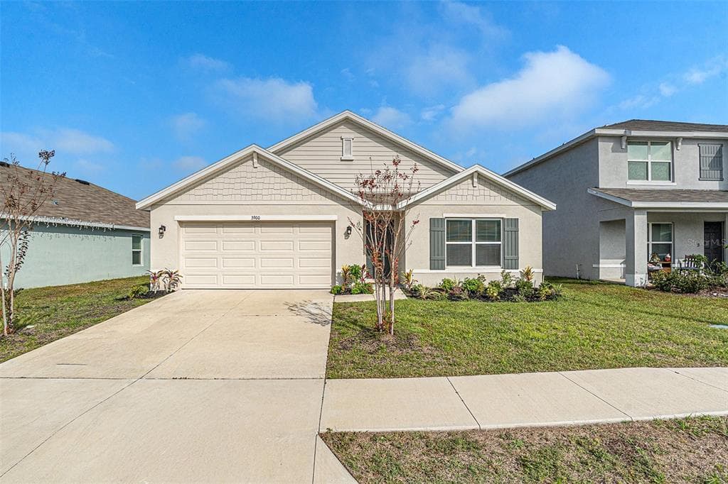 3900 AUTUMN AMBER DRIVE SPRING HILL, FL 34609