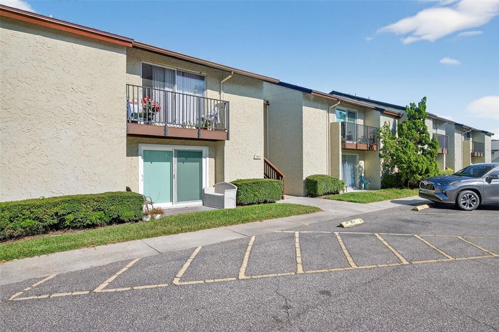 4215 E BAY DRIVE UNIT 1802F CLEARWATER, FL 33764