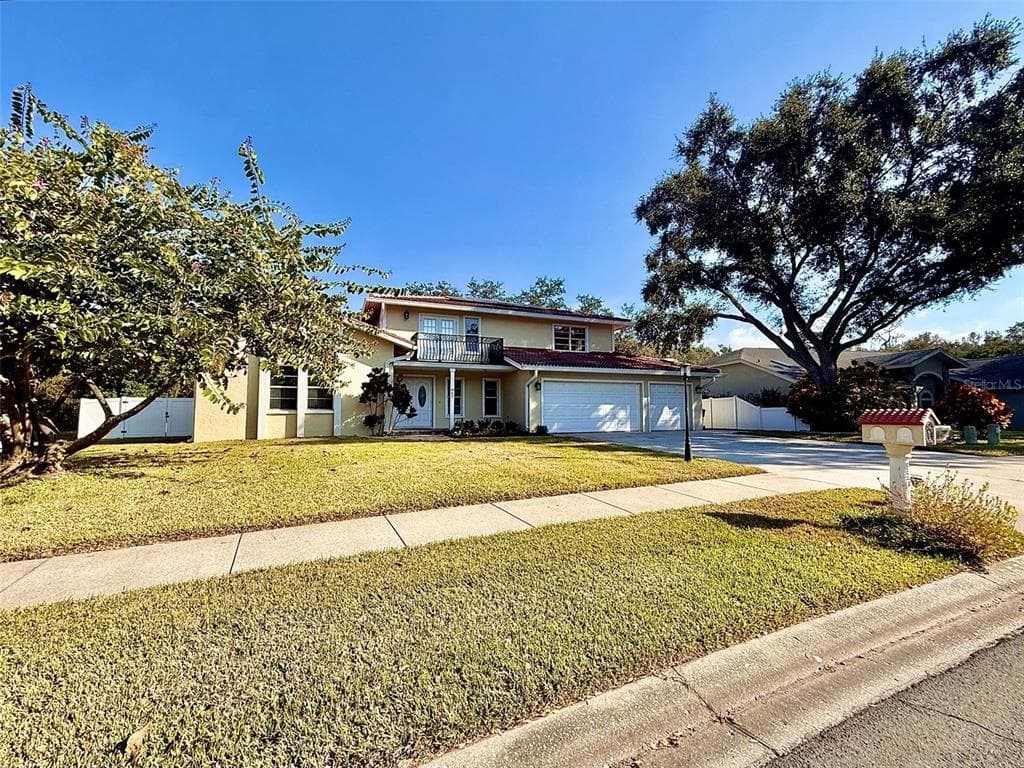 957 WEATHERSFIELD DRIVE DUNEDIN, FL 34698