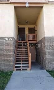 305 E WELLINGTON COURT UNIT 61 TAMPA, FL 33604