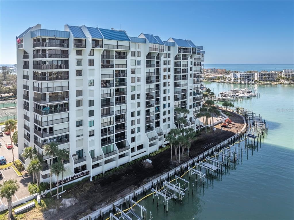 9495 BLIND PASS ROAD UNIT 304 ST PETE BEACH, FL 33706