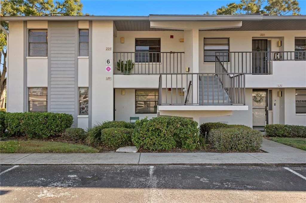 1601 43RD STREET N UNIT 220