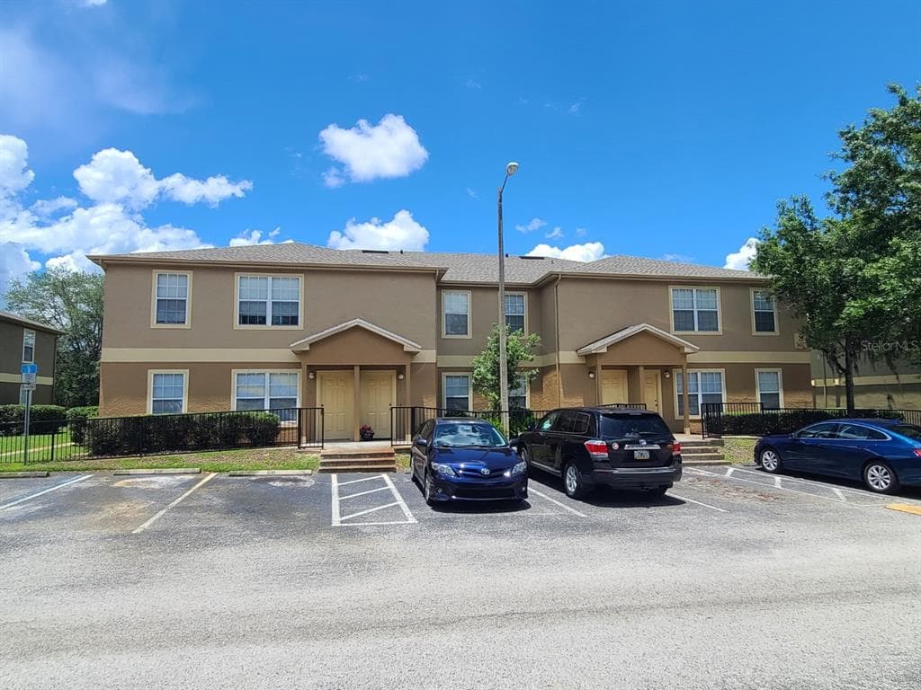 36037 DEER CREEK DRIVE UNIT 102 ZEPHYRHILLS, FL 33541