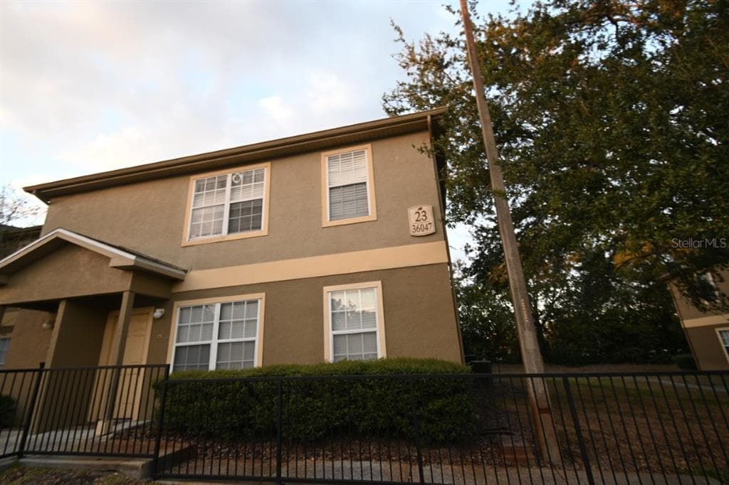 36047 DEER CREEK DRIVE UNIT 102 ZEPHYRHILLS, FL 33541