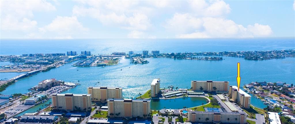4725 COVE UNIT 309 ST PETERSBURG, FL 33708