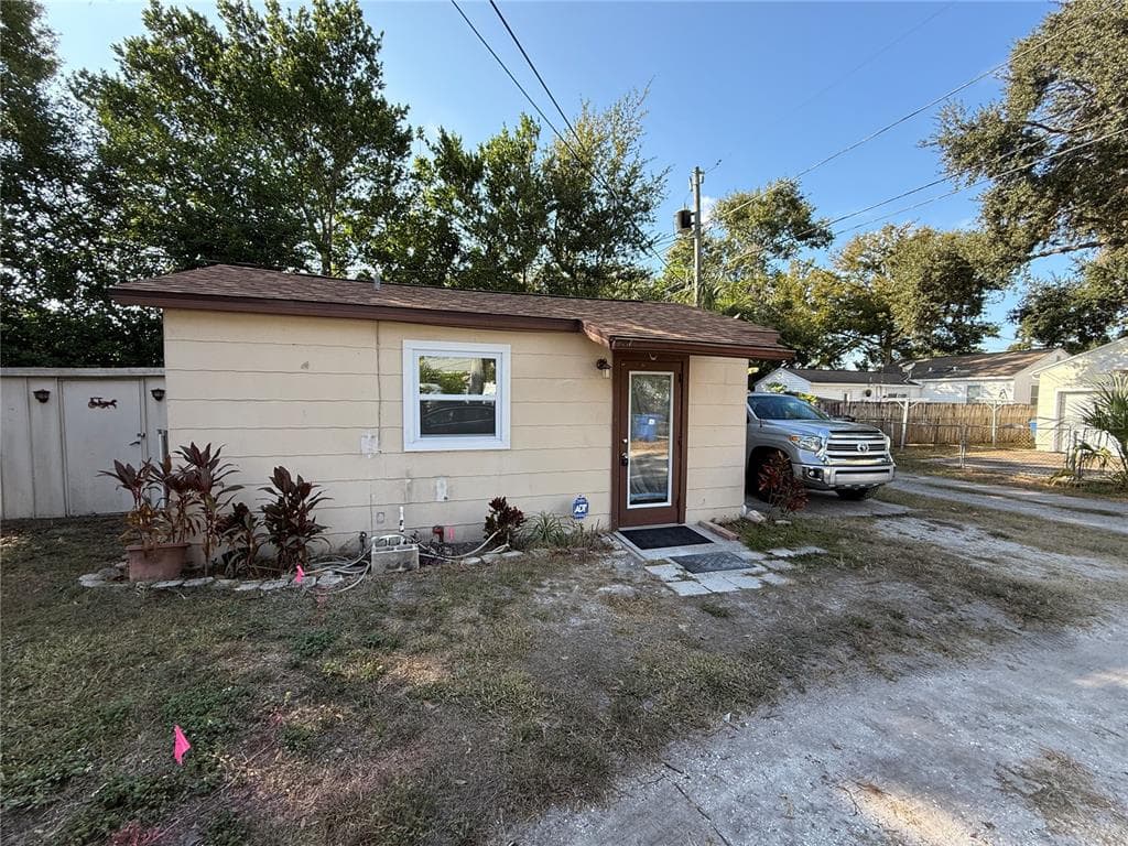 5521 1/2 5TH AVENUE N ST PETERSBURG, FL 33710