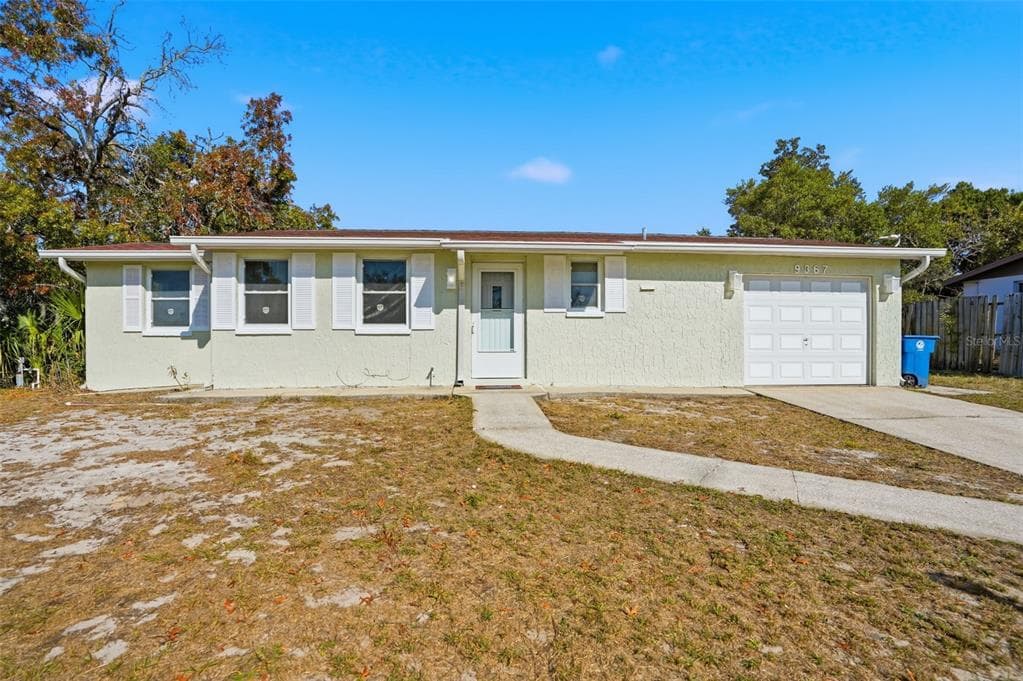 9367 MIDWAY STREET SPRING HILL, FL 34608