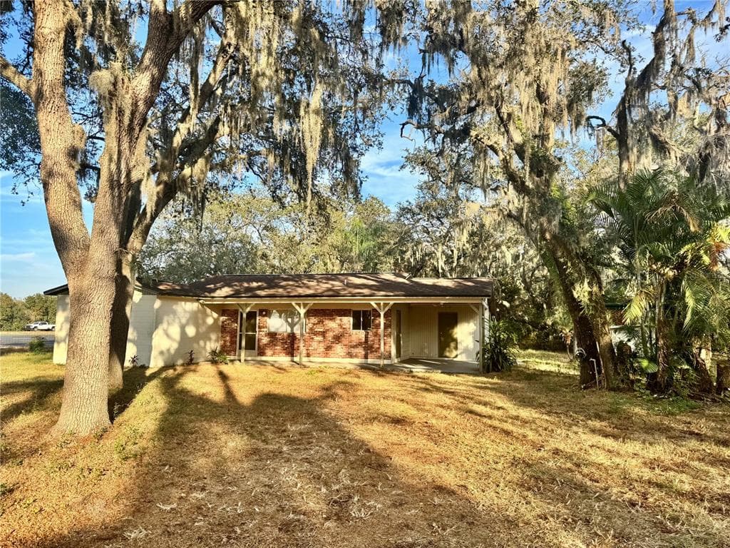 1516 HAWK GRIFFIN ROAD PLANT CITY, FL 33563