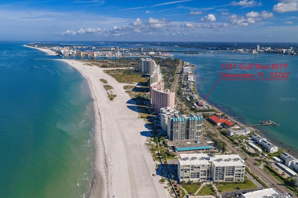 1351 GULF BOULEVARD UNIT 219 CLEARWATER BEACH, FL 33767