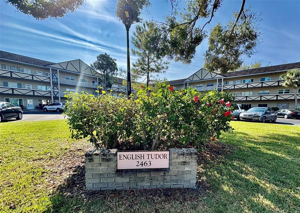 2463 BRAZILIA DRIVE UNIT 53 CLEARWATER, FL 33763