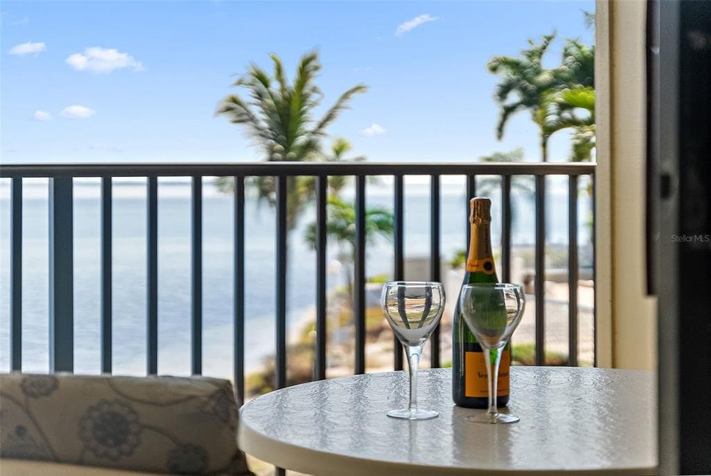 6322 PALMA DEL MAR BOULEVARD S UNIT 209 ST PETERSBURG, FL 33715