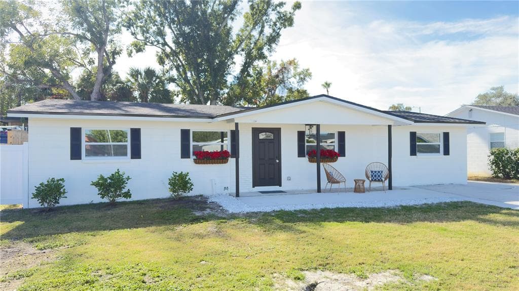 4808 W BAY COURT AVENUE TAMPA, FL 33611