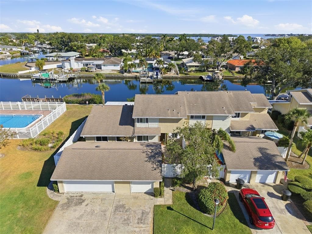 6397 CAPE HATTERAS WAY NE UNIT 3 ST PETERSBURG, FL 33702