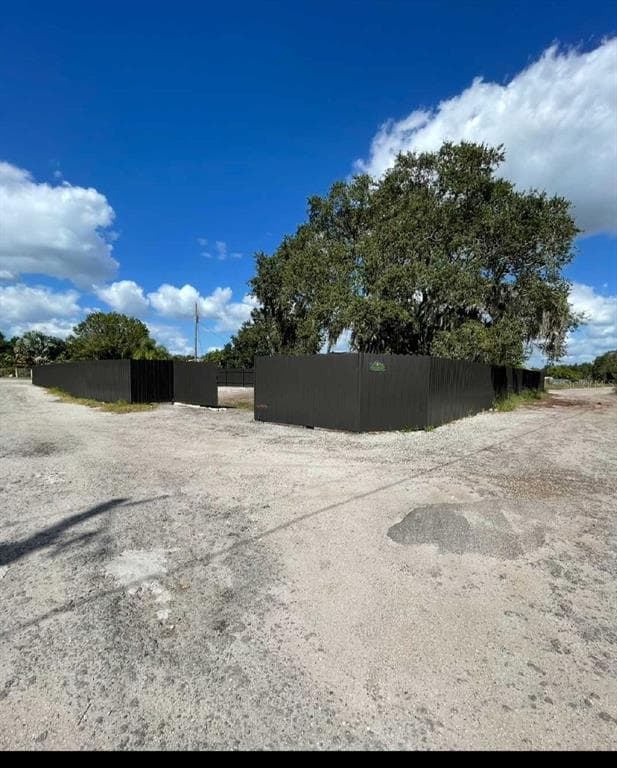 6009 MCKINLEY AVENUE WIMAUMA, FL 33598