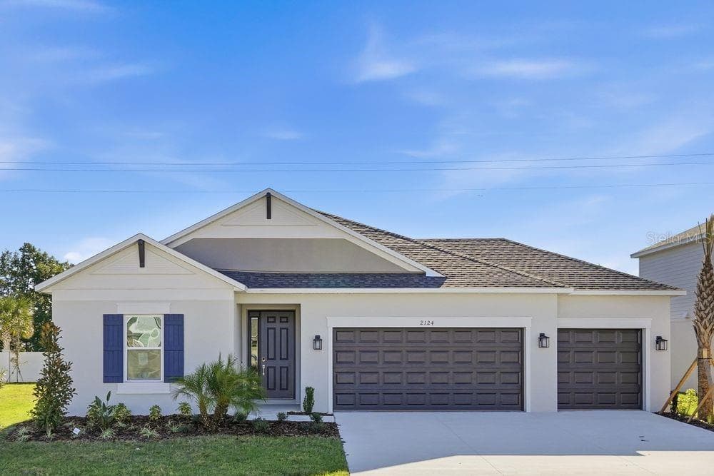 2124 BABBLING BROOK BOULEVARD AUBURNDALE, FL 33823