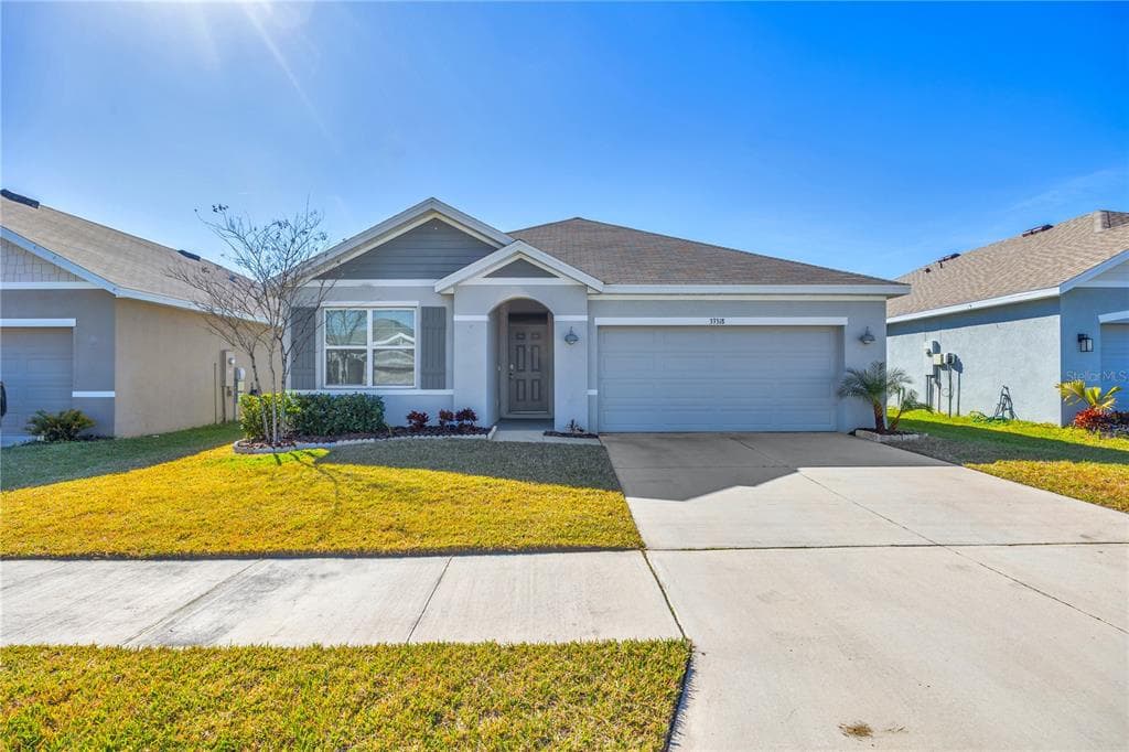 33318 HAMILTON HILL LN WESLEY CHAPEL, FL 33545
