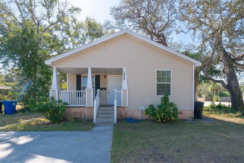 3828 18TH AVENUE S ST PETERSBURG, FL 33711