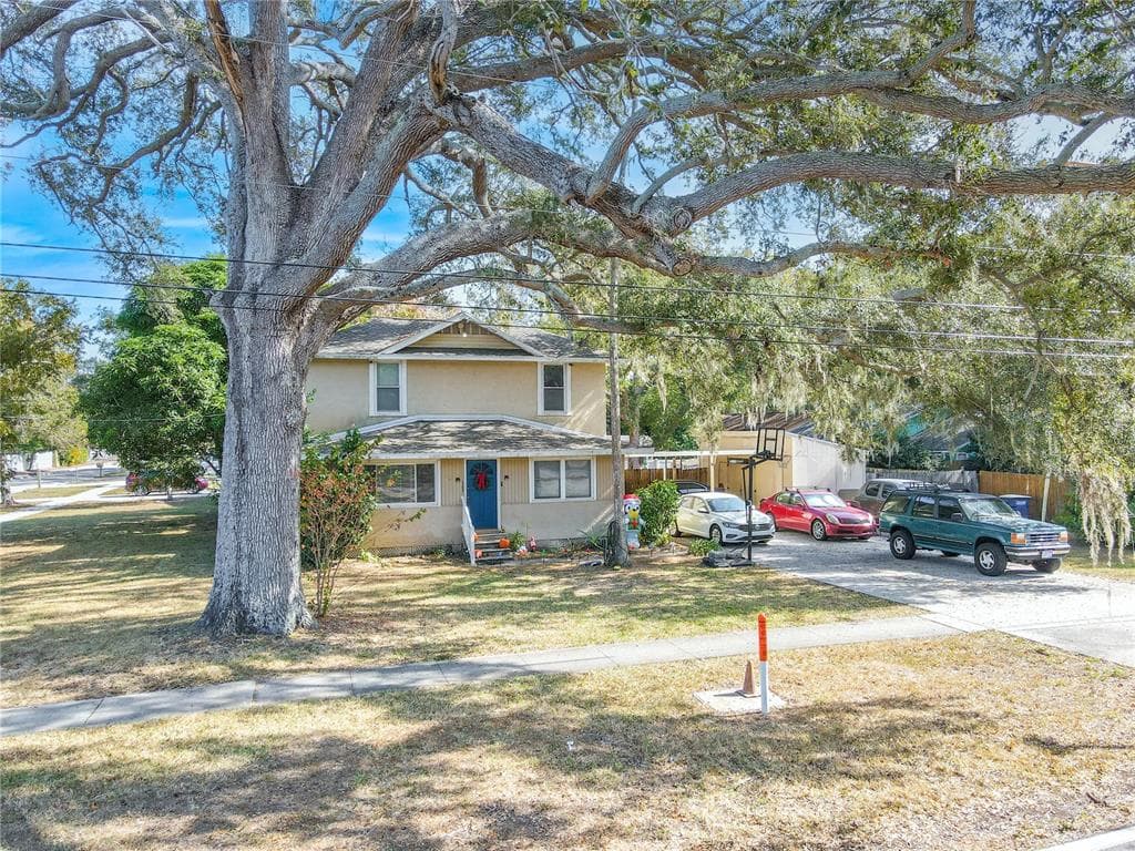 1765 KINGS HIGHWAY CLEARWATER, FL 33755