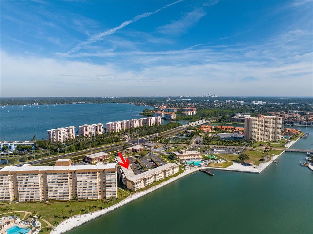 5020 BRITTANY DRIVE S UNIT 124 ST PETERSBURG, FL 33715