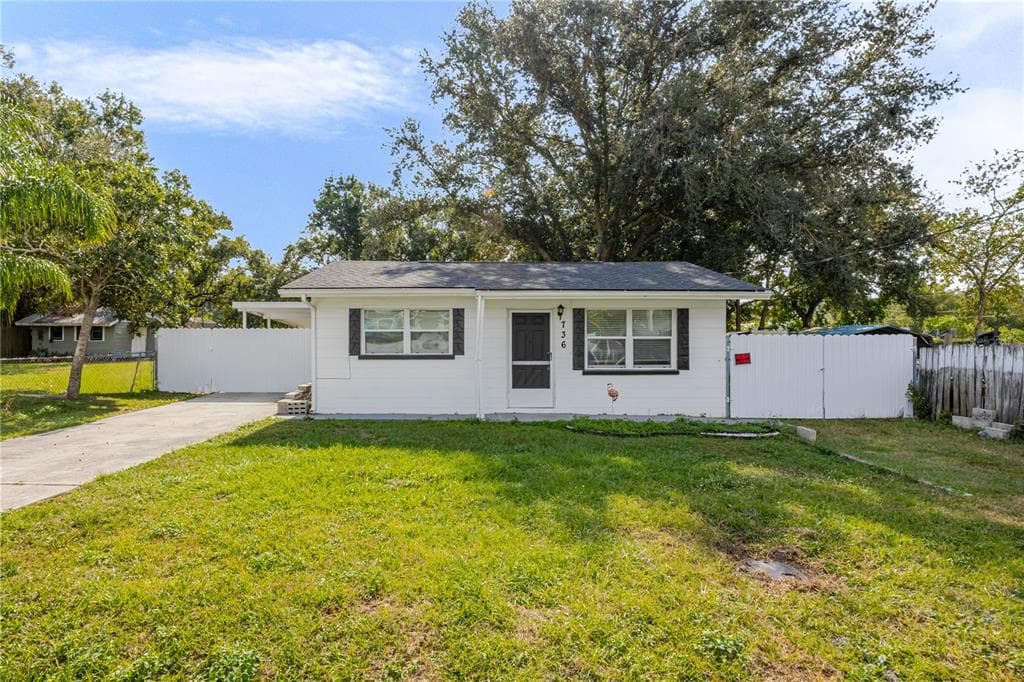 736 HULL STREET LAKELAND, FL 33805