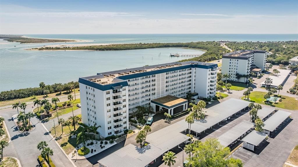7 ELGIN PLACE UNIT 202 DUNEDIN, FL 34698