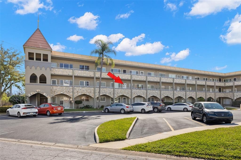 2461 CANADIAN WAY UNIT 27 CLEARWATER, FL 33763