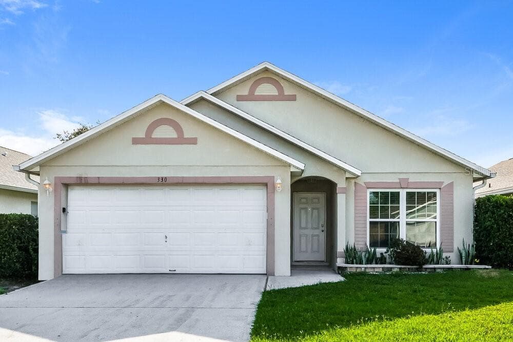 330 SEVILLE POINTE AVENUE ORLANDO, FL 32807