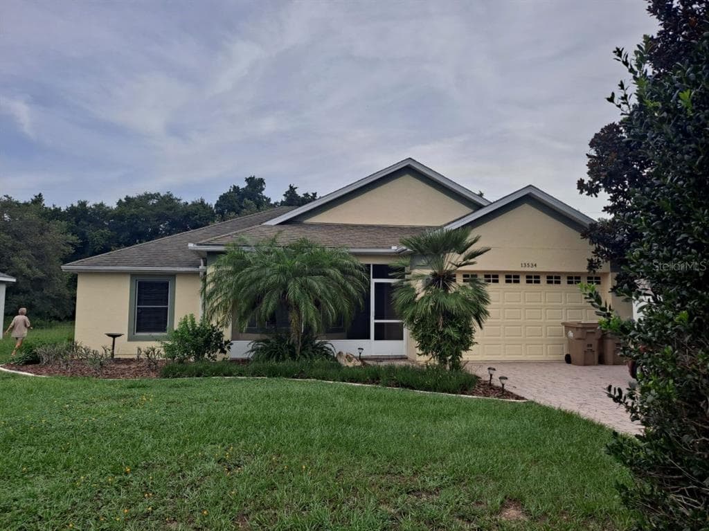 13534 BISCAYNE GROVE LANE GRAND ISLAND, FL 32735