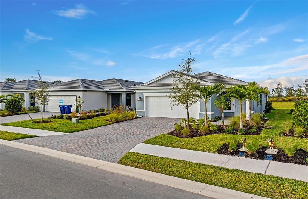 18921 INDIAN ROCK PLACE LAKEWOOD RANCH, FL 34211