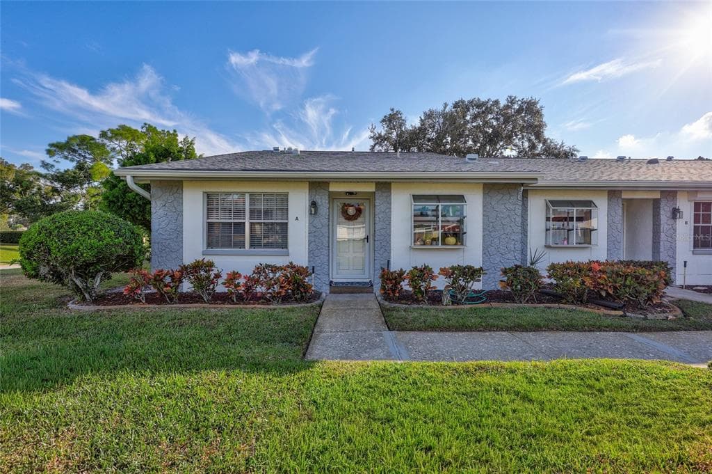 3390 STONEHAVEN COURT W UNIT A PALM HARBOR, FL 34684