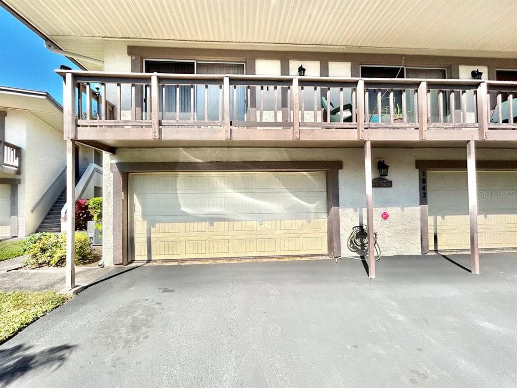 1843 BOUGH AVENUE UNIT B CLEARWATER, FL 33760