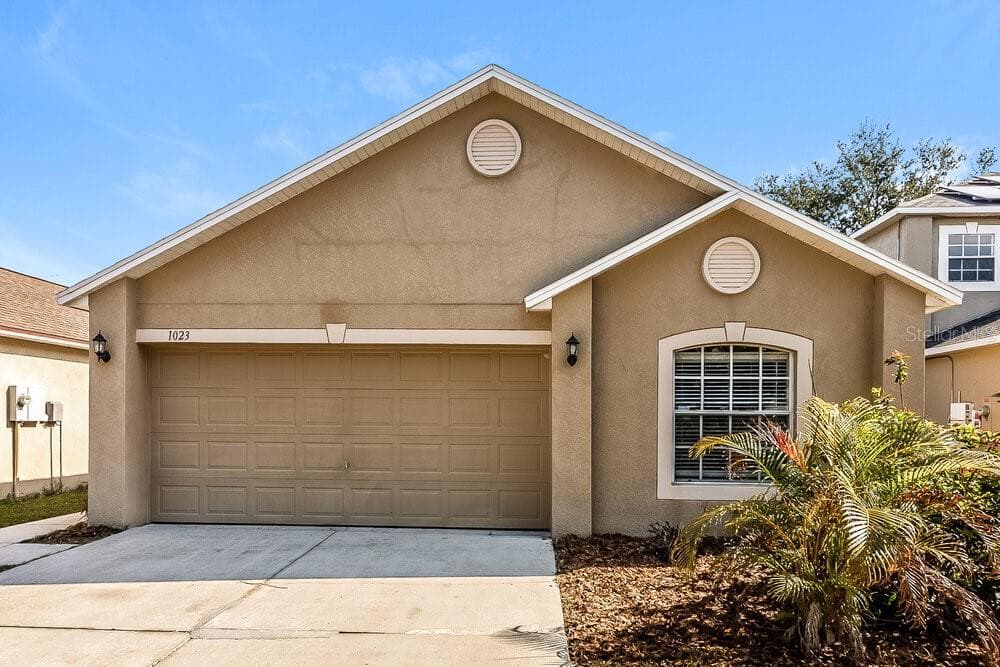 1023 BRENTON LEAF DRIVE RUSKIN, FL 33570