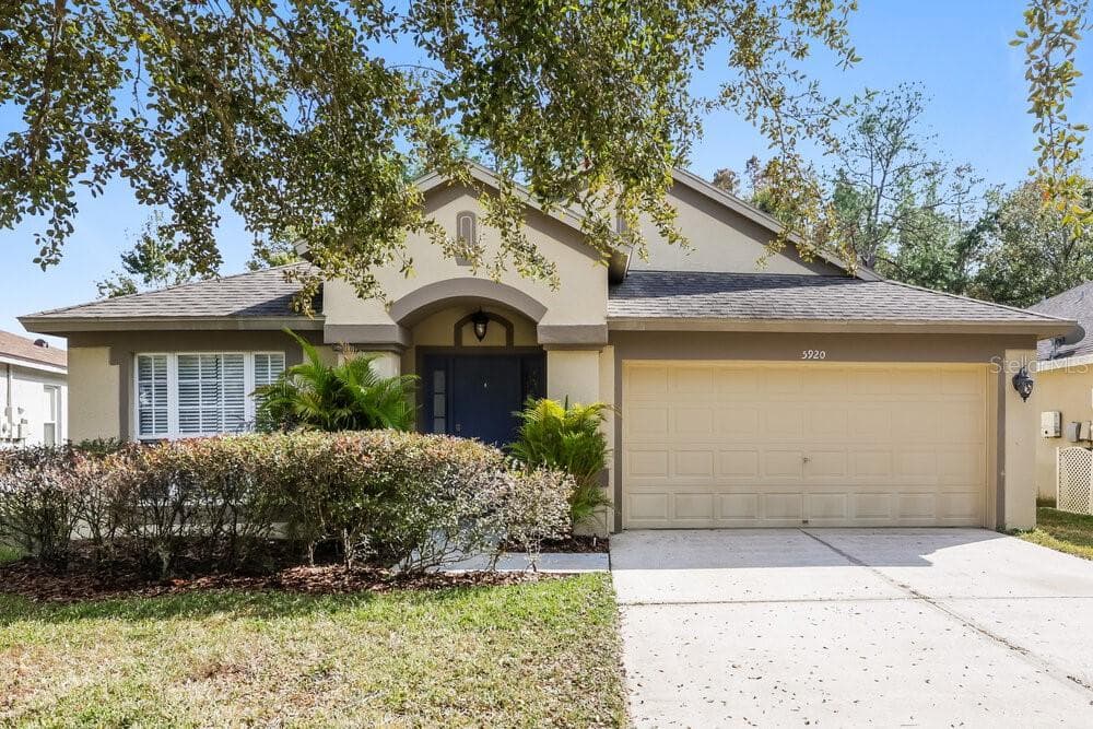 5920 COUNT TURF LANE WESLEY CHAPEL, FL 33544