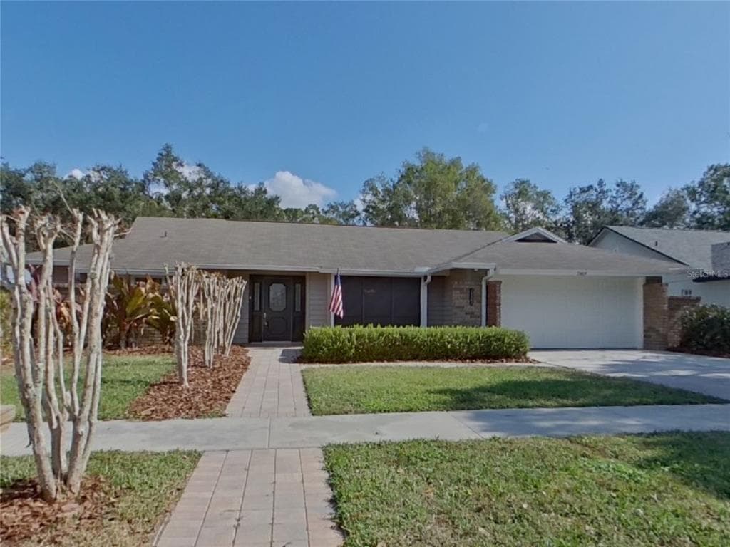 15803 HAMPTON VILLAGE DRIVE TAMPA, FL 33618