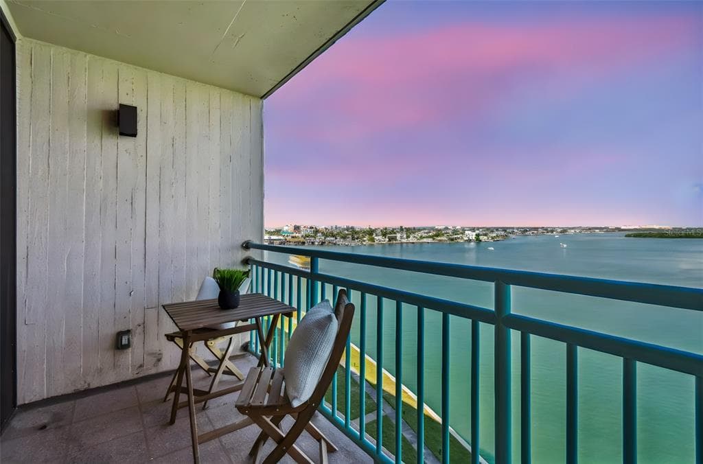 1 KEY CAPRI UNIT 711E TREASURE ISLAND, FL 33706