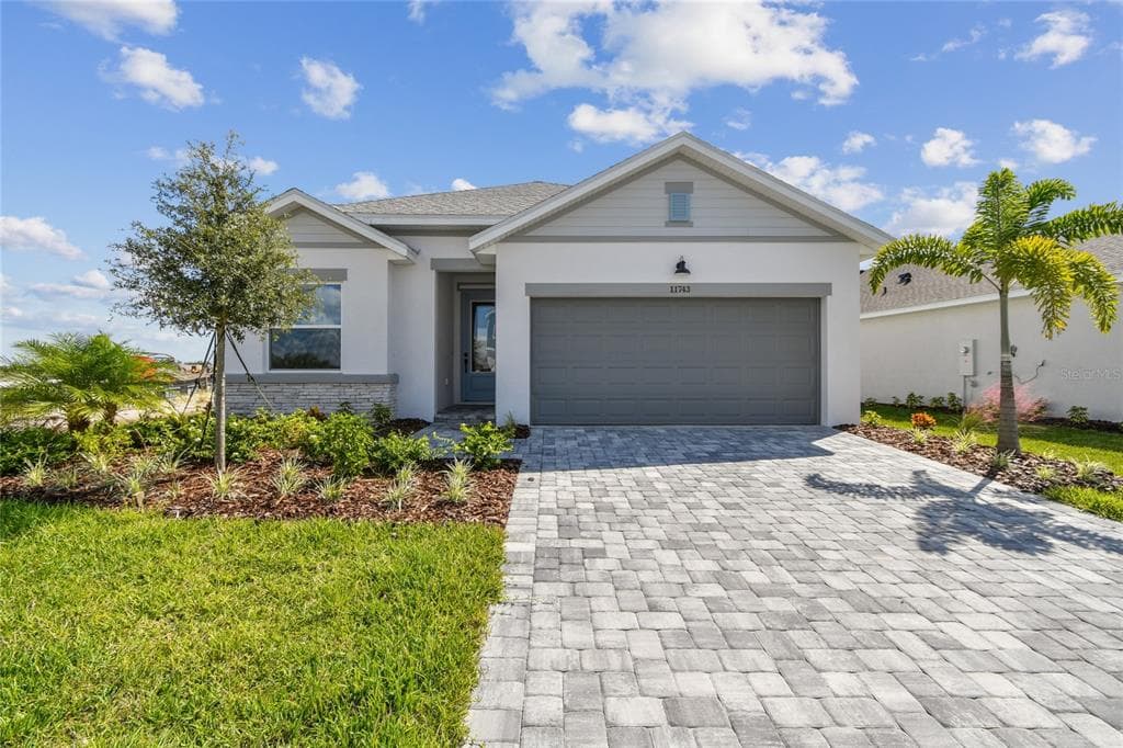 11743 FULL MOON LOOP PARRISH, FL 34219