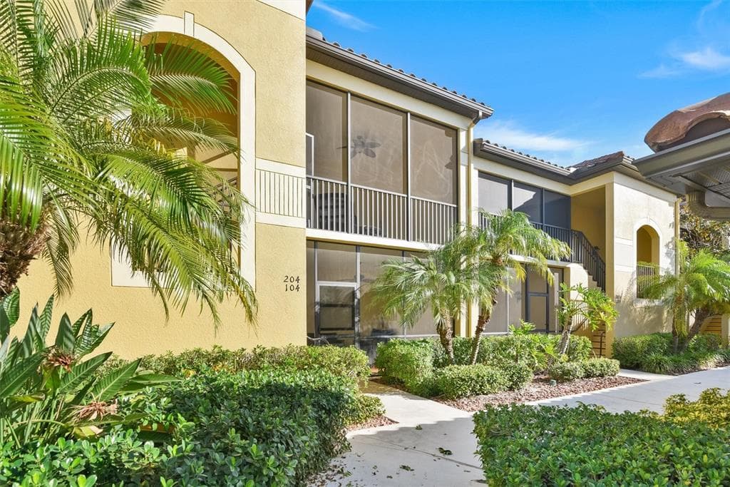 7305 RIVER HAMMOCK DRIVE UNIT 204 BRADENTON, FL 34212