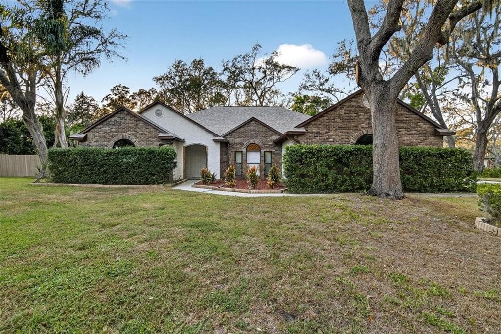 11205 KERRY HILLS COURT RIVERVIEW, FL 33569
