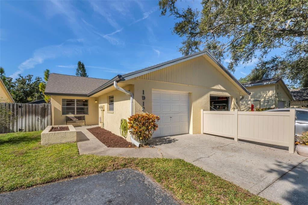 1912 ELAINE DRIVE CLEARWATER, FL 33760