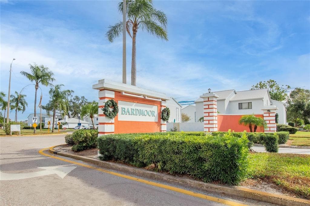 8300 BARDMOOR BOULEVARD UNIT 207 SEMINOLE, FL 33777