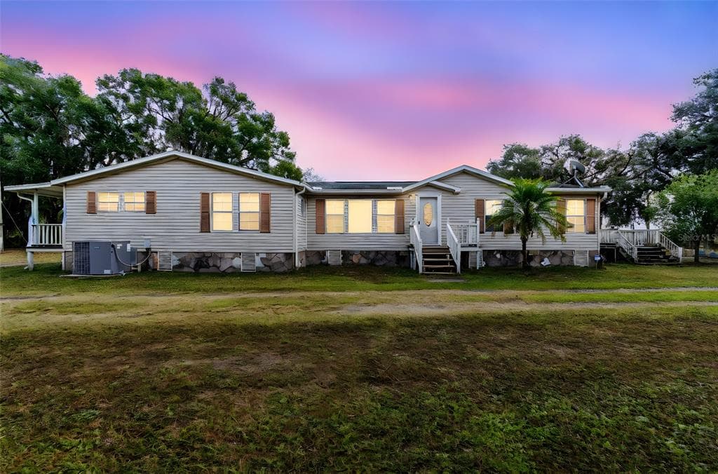 1814 WISE ROAD ZEPHYRHILLS, FL 33540