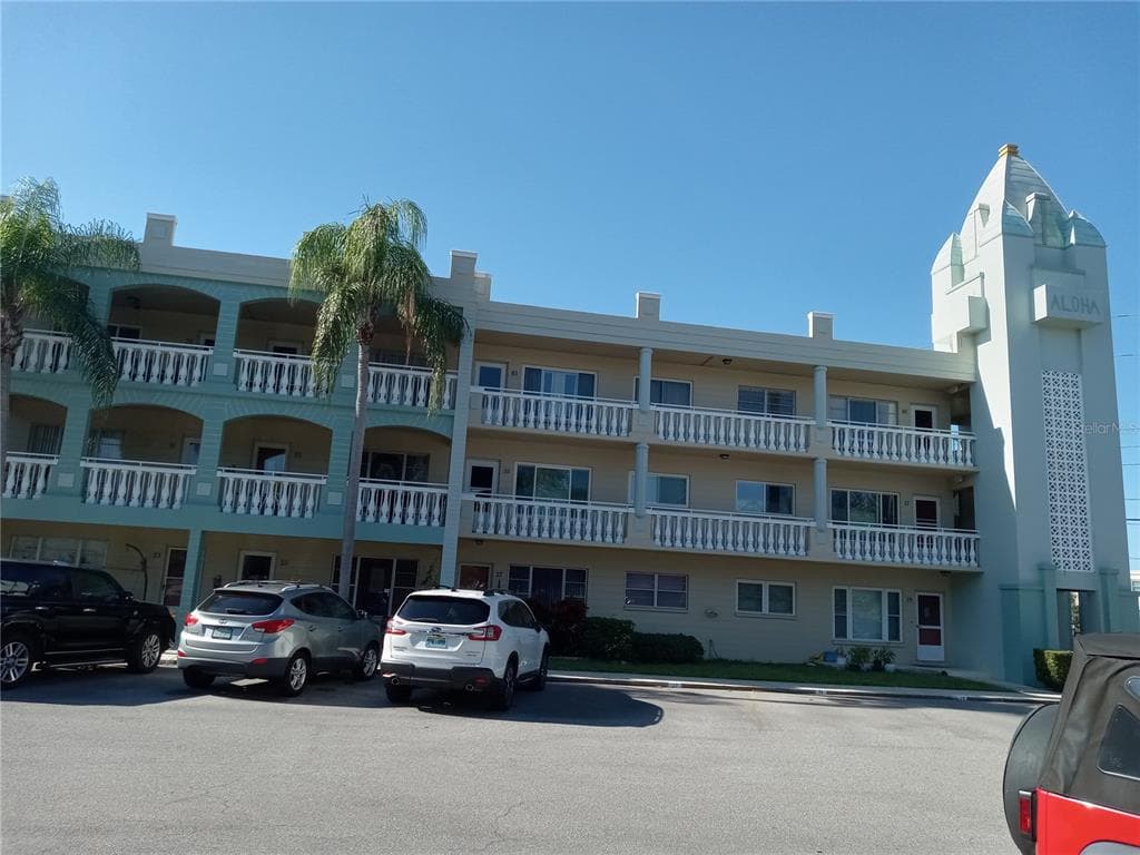 2331 FINLANDIA LANE UNIT 53 CLEARWATER, FL 33763