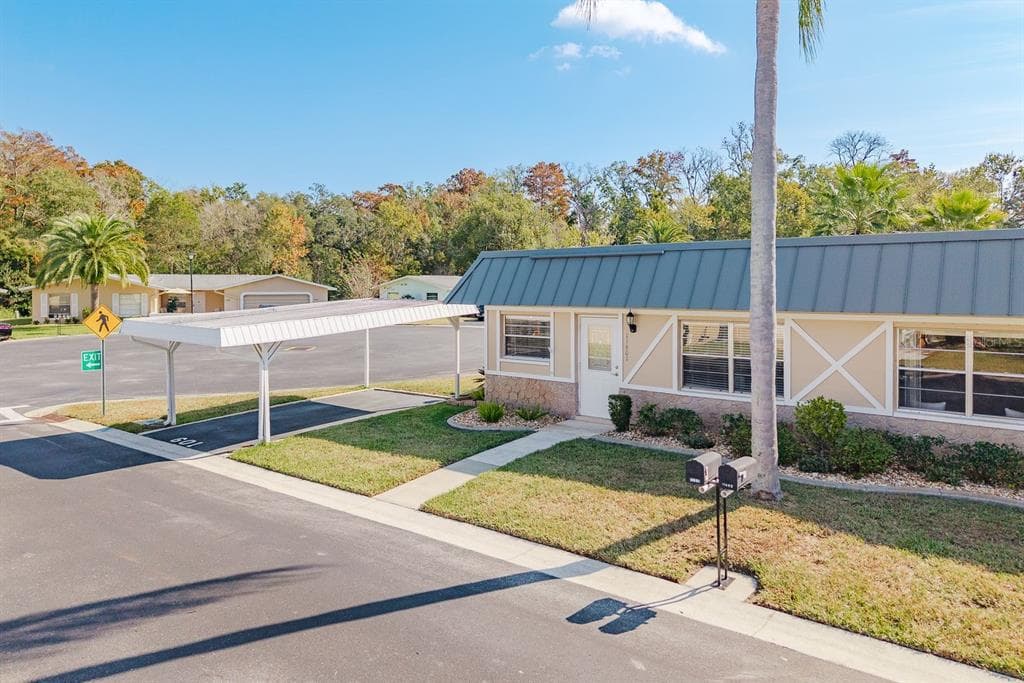 11601 BAYONET LANE UNIT 163A2 NEW PORT RICHEY, FL 34654