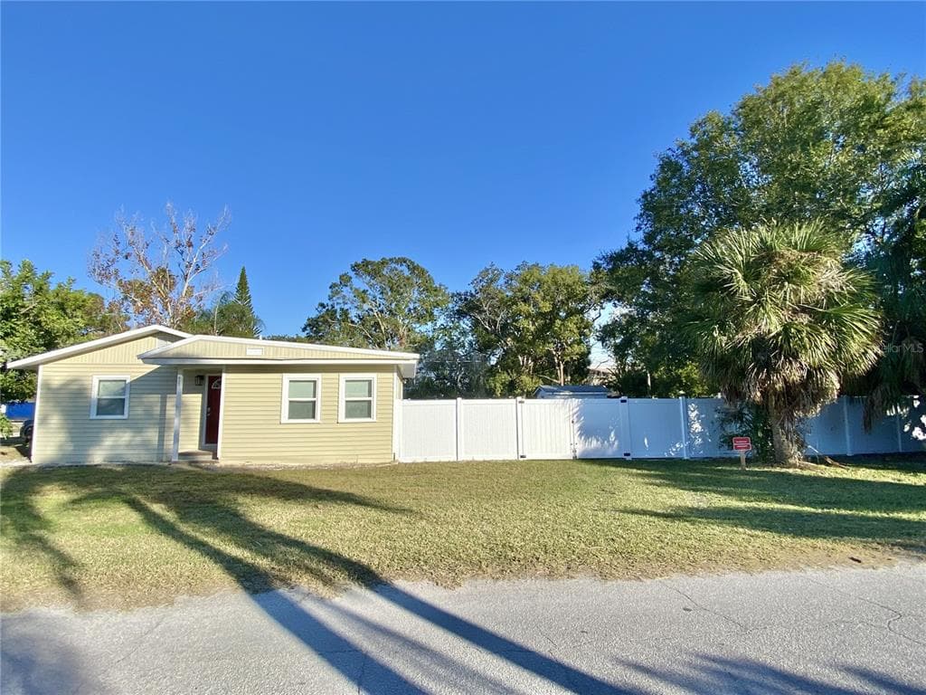 403 BROADUS STREET CRYSTAL BEACH, FL 34681