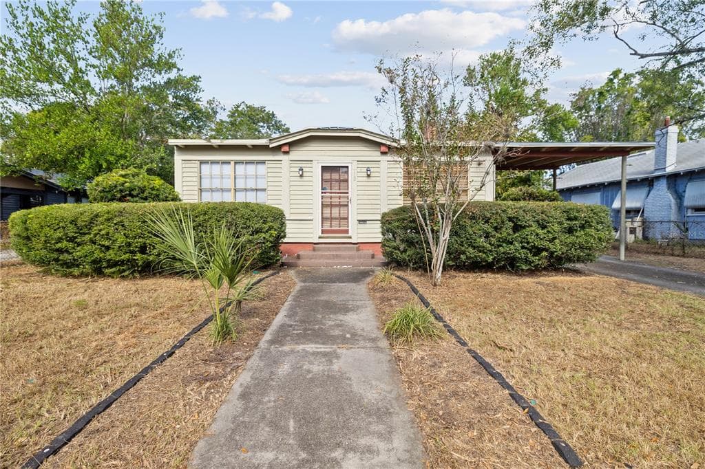 113 W POWHATAN AVENUE TAMPA, FL 33604