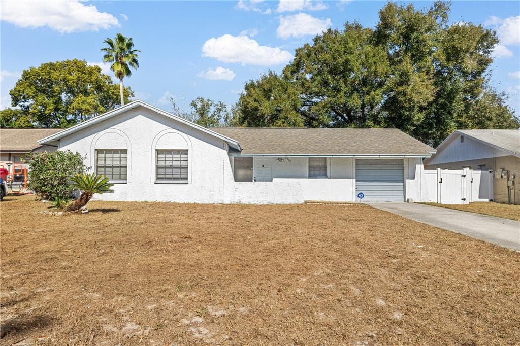 8530 RENALD BOULEVARD TEMPLE TERRACE, FL 33637