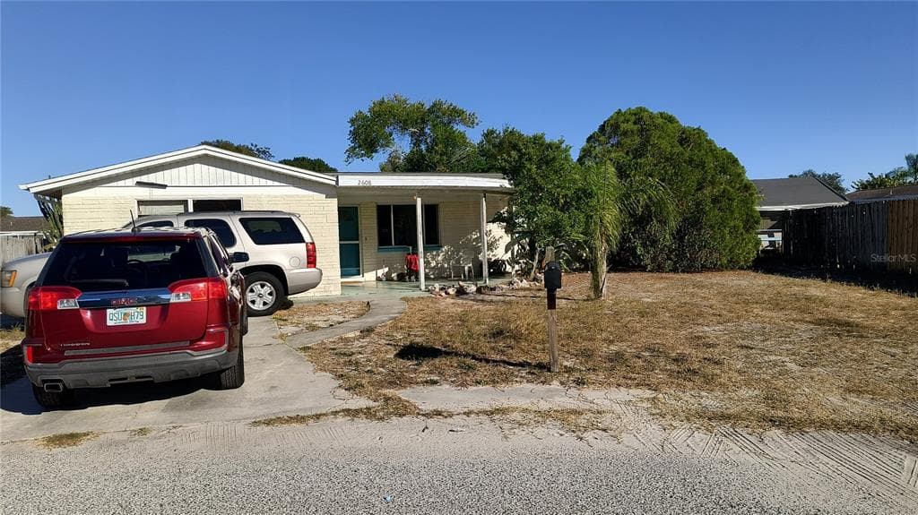 2608 AKITA PLACE HOLIDAY, FL 34691